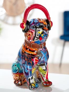 Mops Pop Art sitzend Graffiti mit Halsband Glocke und Kopfhörer auf Ohren