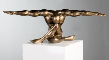 Skulptur Cliffhanger aus Poly Bronzefinish 20 x 61cm