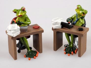 Frosch am Schreibtisch 15cm aus Kunststein gefertigt Stückpreis