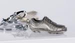 Schlüsselanhänger Fußballschuh aus Metall · silber matt / glänzend 11cm