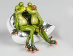 Frosch Paar auf Sofa hellgrün 13cm aus Kunststein mit witzigen Details